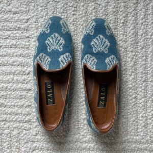Zalo Women’s Blue and White Shell Embroidered Loafers